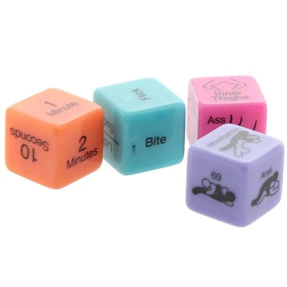 Jeu de Dés Coquin - 4 Dés Kinky pour Adultes | Behind Closed Doors Little Genie Sensations plus