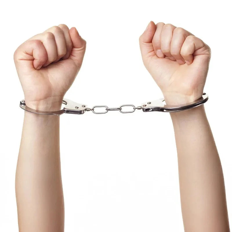Menottes Poignets Métal - FetishTentation | BDSM Sécuritaire & Confortable FetishTentation Sensations plus