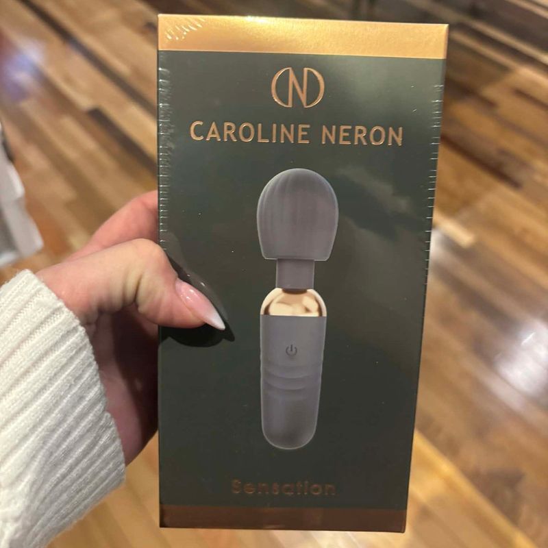 Vibrateur Compact à Clitoris - Sensation | Puissance Raffinée & Plaisir Discret Caroline Libre et Assumée Sensations plus